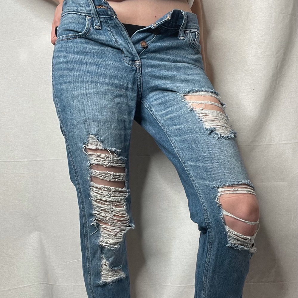 Hollister Boyfriend Jeans